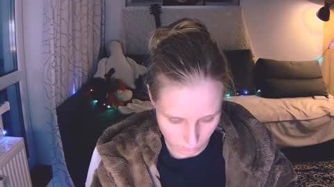 joy_keys online show from December 16, 1:32 pm