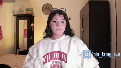 Ju Kyung online show from December 10, 5:17 am