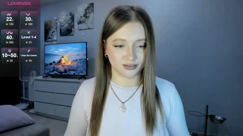 Julia and Julia online show from October 24, 7:43 pm