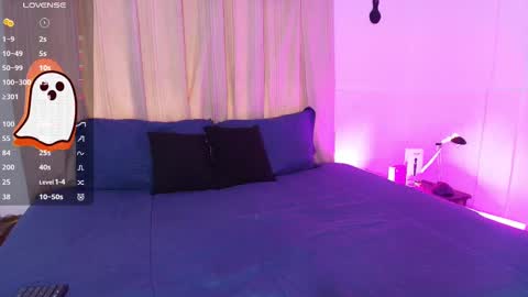 Blue online show from October 21, 4:22 pm