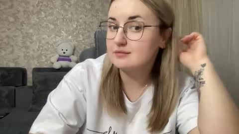 JudeValenti online show from December 3, 5:37 pm