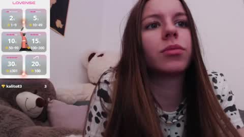 laura online show from February 6, 8:45 pm