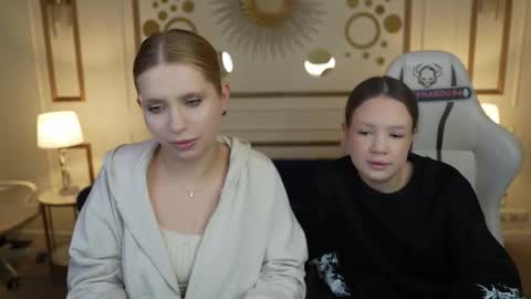 Elza online show from February 5, 3:15 pm