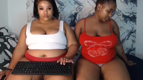 juicyjasminx online show from April 4, 6:40 pm