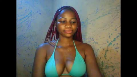 juicypiexx online show from January 14, 1:32 am