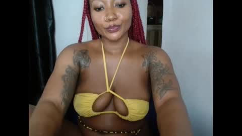 juicyxpink online show from October 6, 12:38 am