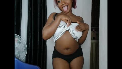 juicyxpink online show from September 10, 11:49 pm