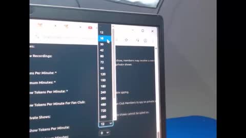 juicyxxxboobs online show from October 16, 10:23 pm