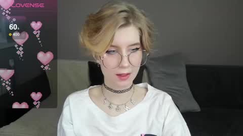 Jules online show from February 22, 1:11 am