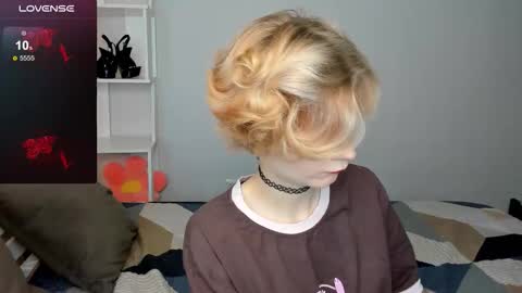 Jules online show from September 26, 2:09 am