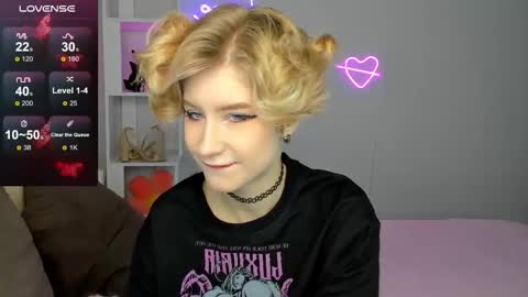 Jules online show from October 3, 12:38 am