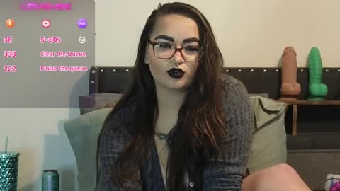 Julesss online show from February 4, 6:57 am