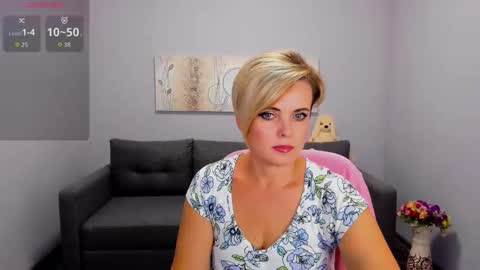 Julia online show from September 9, 12:05 pm