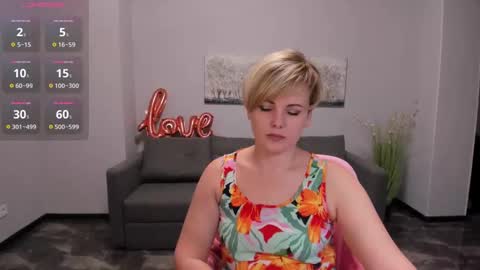 Julia online show from February 12, 12:55 pm