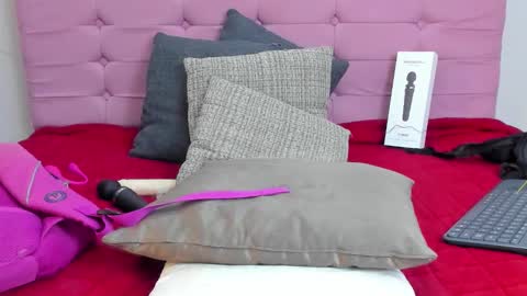 juliana12_ls online show from October 30, 6:09 pm