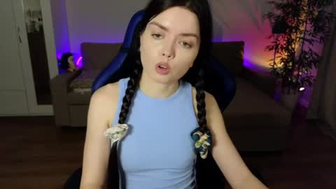 Julia online show from May 4, 4:11 pm