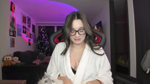 Jeimy Help me to reach 100 thumbs up online show from January 9, 1:43 am