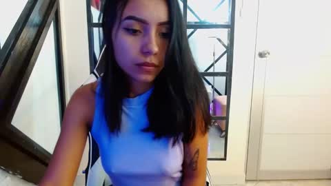julieta_fn online show from September 10, 3:01 pm