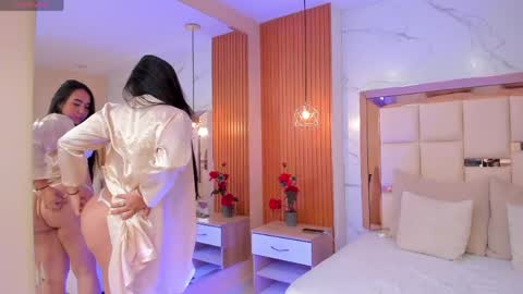     online show from April 18, 12:02 am