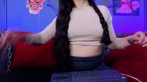  Julieta  online show from February 20, 12:15 pm