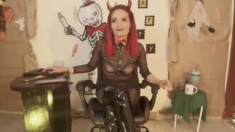 Julieta wall online show from October 24, 11:56 pm