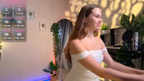 Julie online show from September 28, 1:05 pm