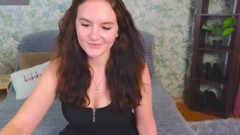 Julia online show from November 9, 1:29 pm