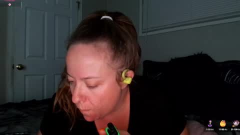 Juli Monroe online show from October 8, 3:00 am