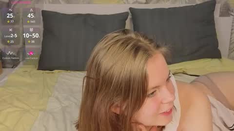 Julie online show from October 7, 6:23 pm