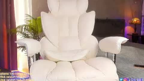 Julia online show from July 23, 4:09 am