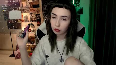 Baroness Von Cringe online show from September 25, 5:44 pm