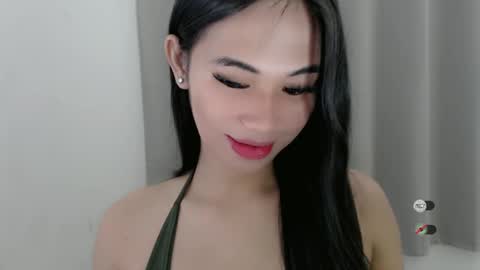 Julia online show from February 5, 1:26 am