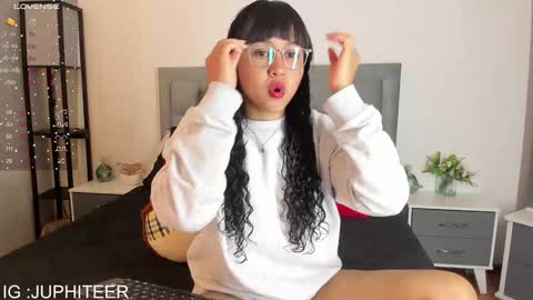  viviana  sasha  online show from January 7, 2:41 pm