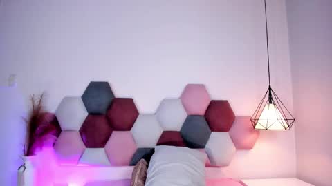 Jupiter Fox online show from September 15, 11:12 pm