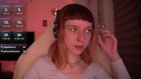 Julia online show from December 11, 1:26 am