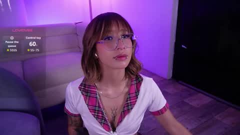 JESSI online show from June 7, 2:57 pm