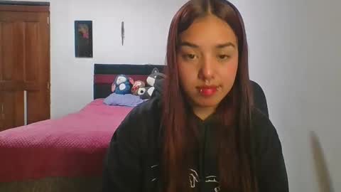 KAHELIINDEPENDENT MODEL online show from February 7, 3:10 am