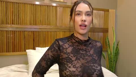 kaiawhite online show from March 13, 10:00 pm