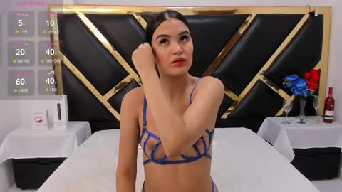 kelly online show from September 18, 11:42 am