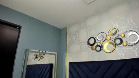 kaira_luxury online show from April 17, 3:08 am