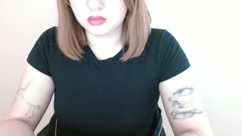 Kaitlin online show from March 3, 12:33 pm