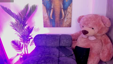 Kaity Lane online show from April 7, 4:47 am