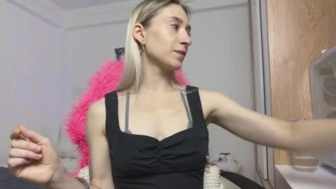 kali_the_goddess online show from October 14, 7:11 am