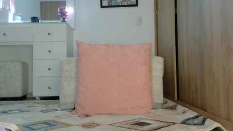 ONLY FANS  cami0777 FANSLY Camilabcruz777    instagram  online show from March 29, 8:24 am