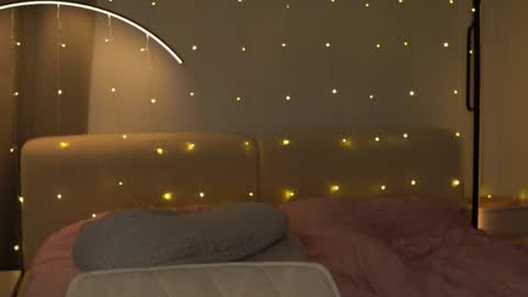 Please call me Kalisa online show from December 3, 9:23 pm