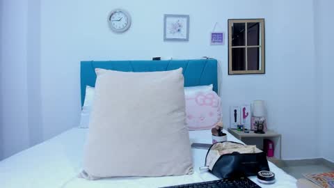 Kamilalopez online show from April 9, 9:53 pm