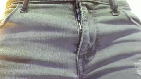    online show from March 3, 12:09 pm