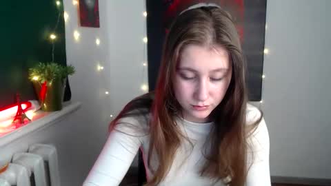 kamilla_love_ online show from December 2, 2:52 pm