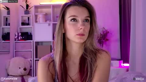 Julia online show from October 12, 9:39 pm