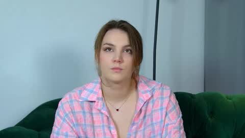 Karen online show from September 24, 6:18 pm